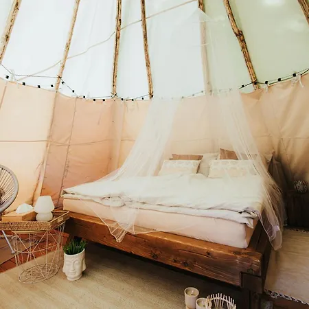 Teepee Svistici Sip