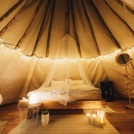Lüks kamp alanı Teepee Svistici Sip Karlov (Bruntal)