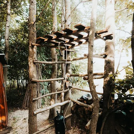 Teepee Svistici Sip Lüks kamp alanı *